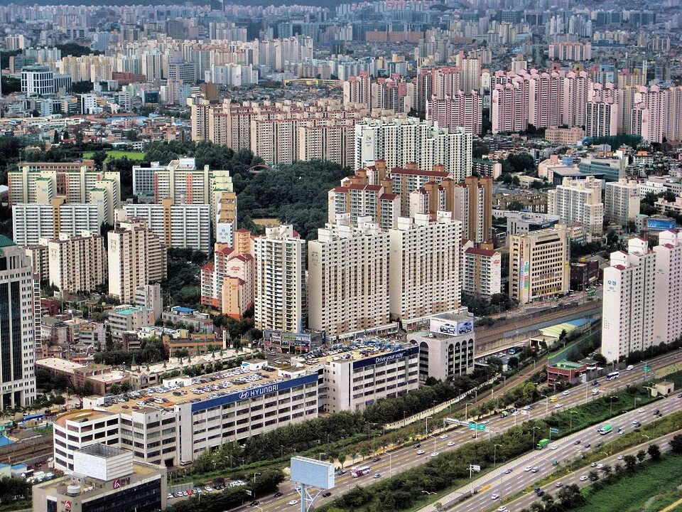 LH 국민임대주택 조건 및 자격과 입주 전 필수 거주기간·보증금 공고 확인하기 1 apt bldg