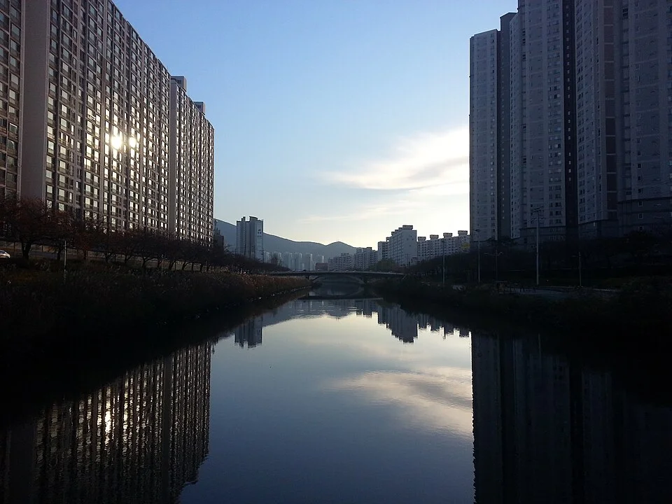 명륜2구역 재개발 최신 진행 상황 및 분양 일정 완벽 정리 5 온천천 인근 뷰